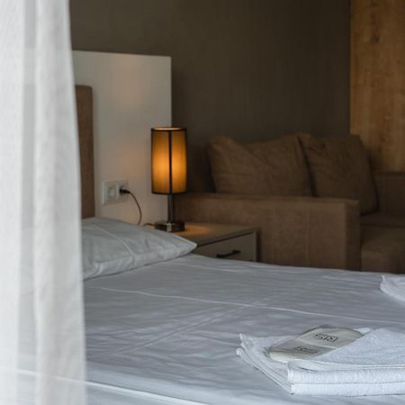 Ris Holiday Apartments צ'אקאדזור מראה חיצוני תמונה